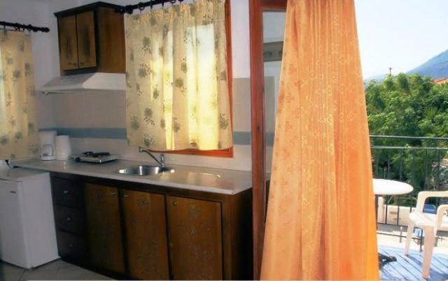 Stella Apartments 마라토캄포스 객실 사진